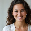 Foto de un cliente satisfecho, María G.